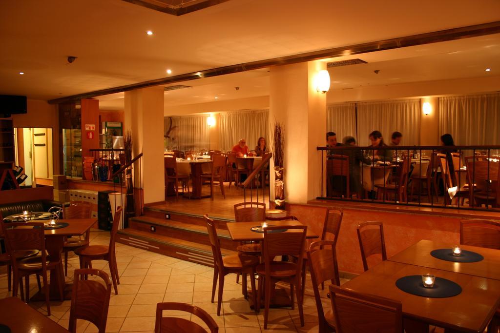 Hotel Aurora Marina di Cecina Zewnętrze zdjęcie