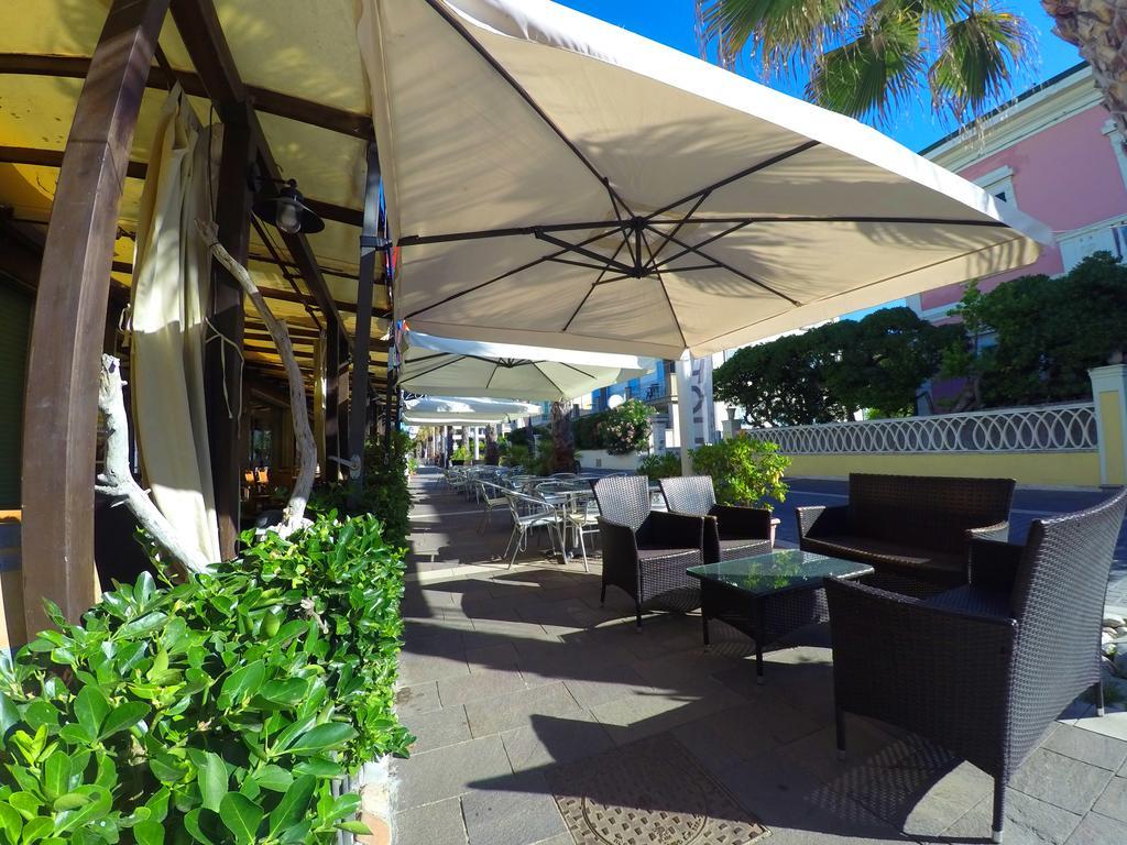 Hotel Aurora Marina di Cecina Zewnętrze zdjęcie